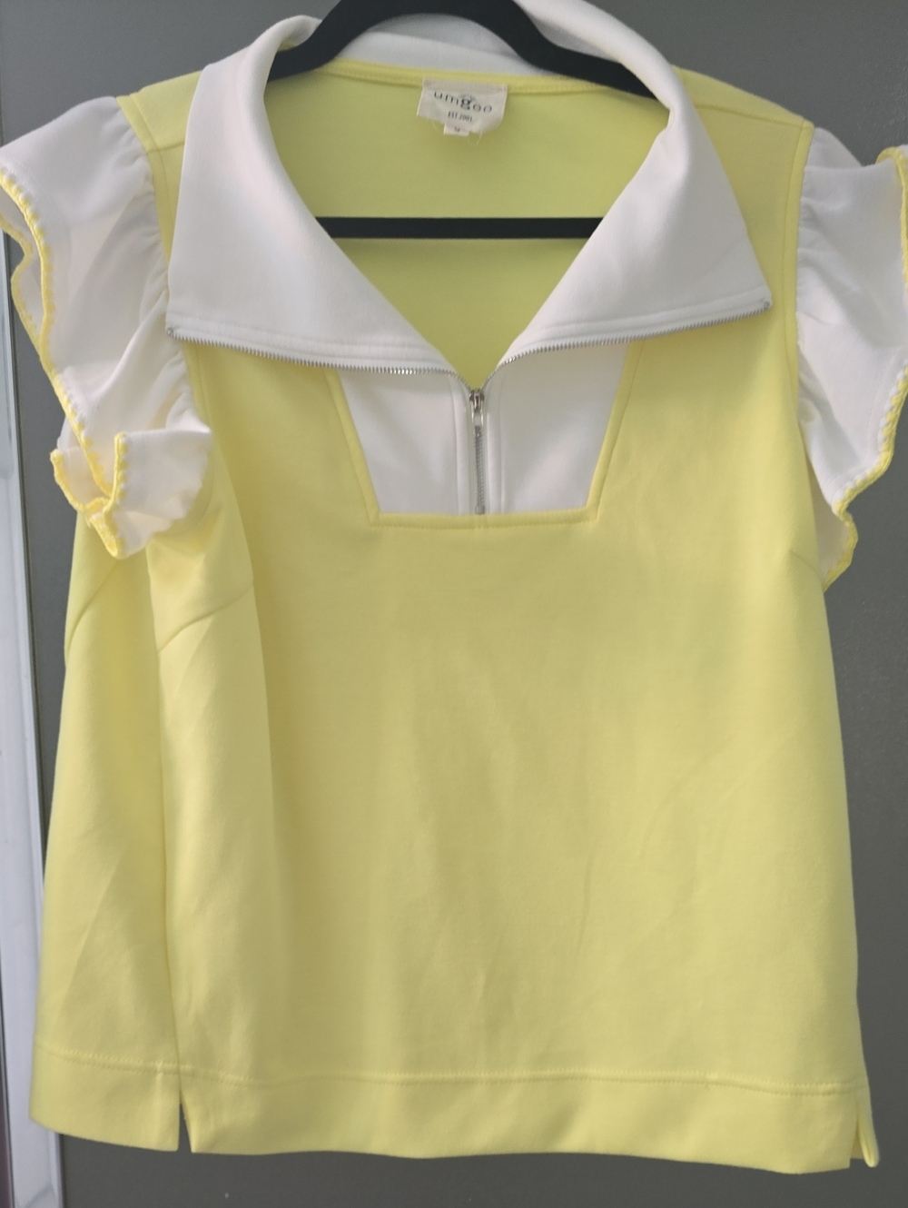 Umgee Yellow and White Ruffle-Sleeve Zip Polo Top